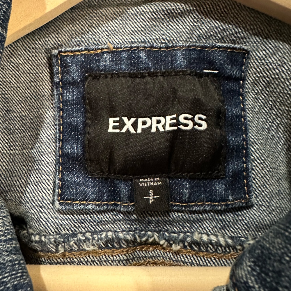Express Denim Jacket - Picture 4 of 5